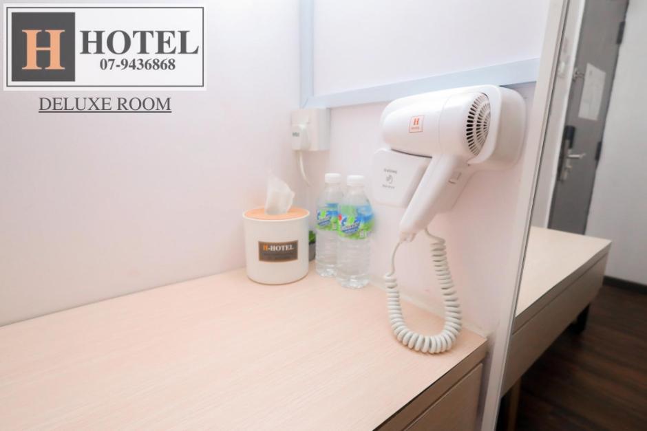 H Hotel Segamat Eksteriør bilde